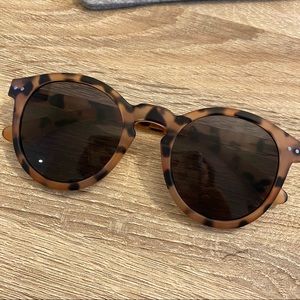 IZIPIZI sunglasses
